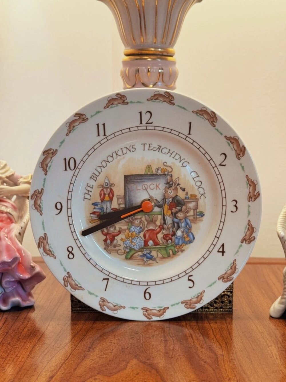Royal Doulton Bunnykins Teaching Clock Plate